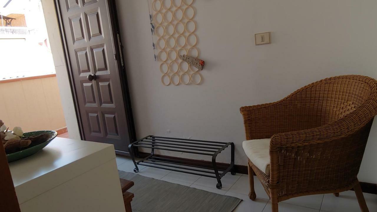 Casa Ciclopi Apartment Ачитреца Екстериор снимка